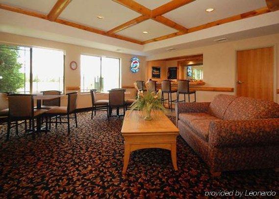 Rodeway Inn & Suites Tomahawk Interior foto